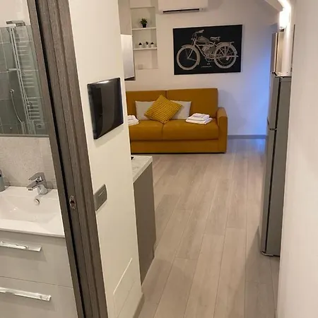 Angelhouseitalylovere Monolocale